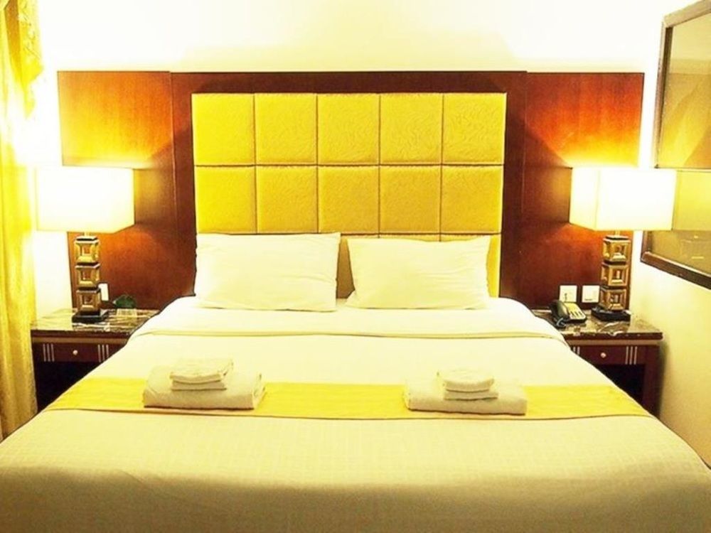 The Privi Suites Pattaya Exterior photo