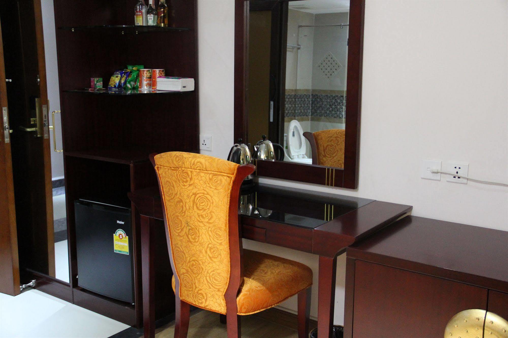 The Privi Suites Pattaya Exterior photo